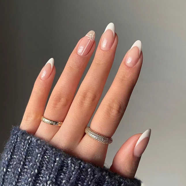 Press On Nail - Set of 24 Nails