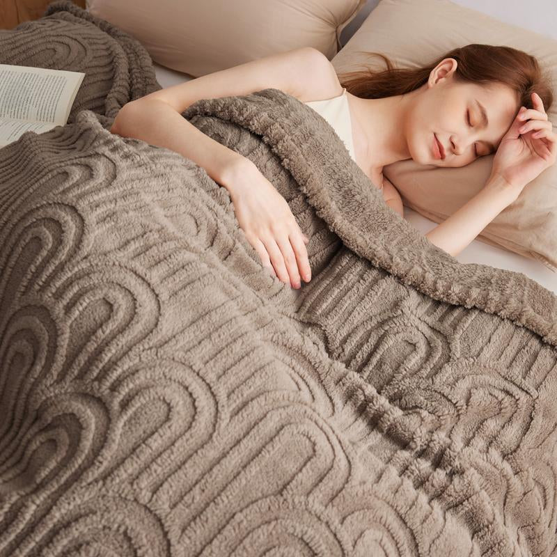 Bedsure Gentlesoft Fleece Blanket for Bed - Distinctive Arches,Super Soft & Cozy, Fluffy Blankets for Women & Girls, Ideal for Sofa & Couch, Boho Charmartfully Embossed Pattern Adds Amodern Flair to Your Cozy Decor,All-Season