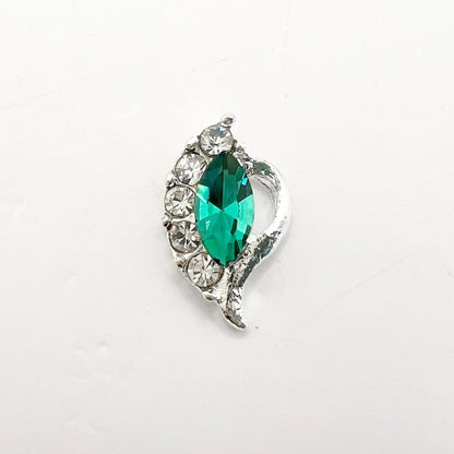 Queen - Nail Charms 10pc - #227 Silver Green Leafs with Crystals