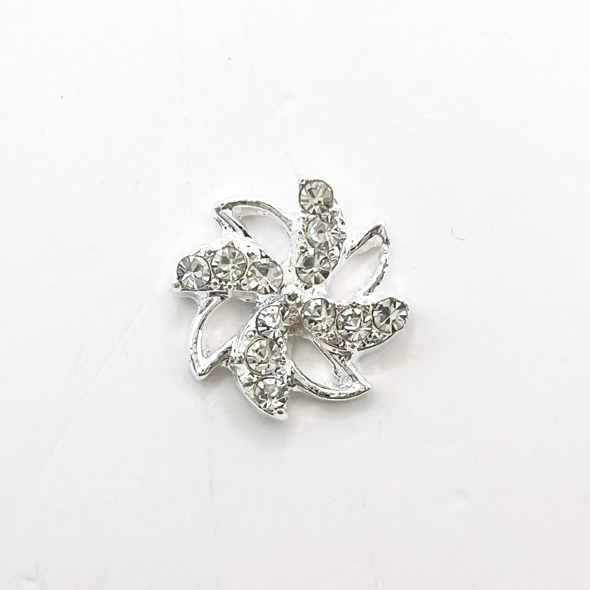 Queen - Nail Charms 10pc - #224 Silver Crystal Fans