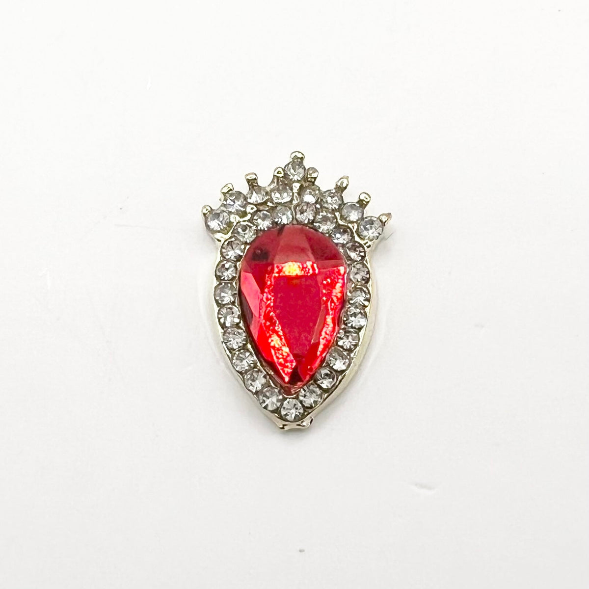 Queen - Nail Charms 10pc - #235 Gold Red-Shaped Strawberries with Crystals