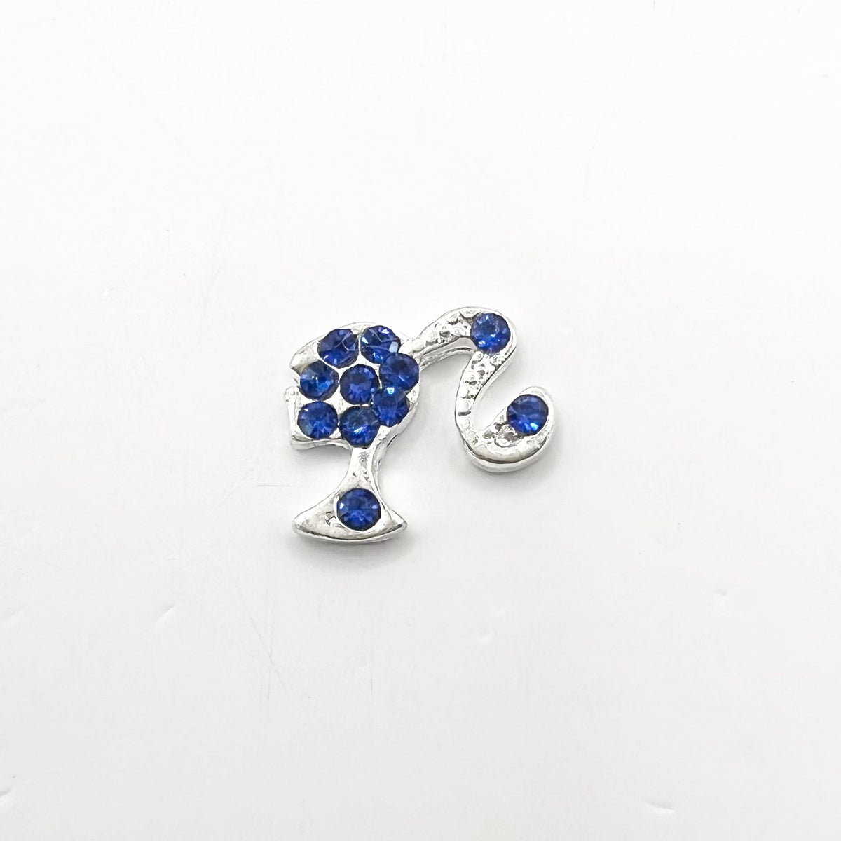 Queen - Nail Charms 10pc - #270 Silver Blue Barbies