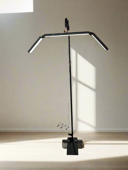 Led Light with Stand (Black)