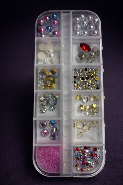 Queen - Rhinestones -Beads- Pearls - #64