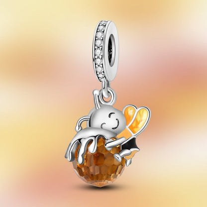 (50-113)MULA S925 Sterling Silver Pendant and Beads , Suitable for Pandora Bracelets and Necklaces, Ideal for Anniversary Gifts, Christmas, Birthday Presents, and Suitable for All Women.