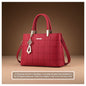 A Charming Women'S Handbag, a Versatile Shoulder Bag Suitable for All Seasons, Perfect as a Mother'S Gift or for Everyday Work.