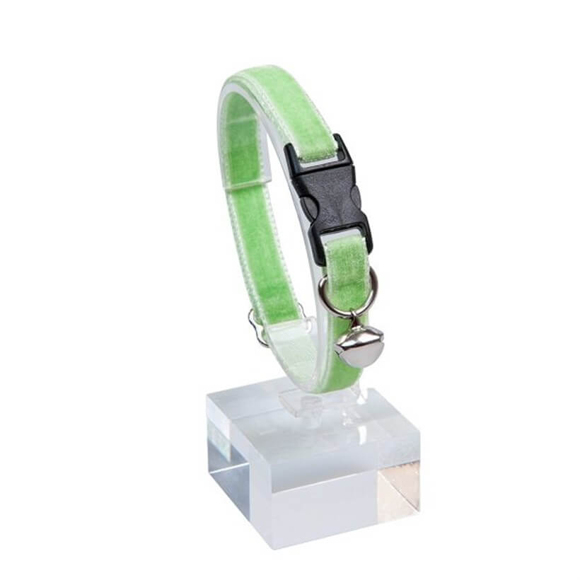 Dalis Velvet Cat Collar with Bell Safety Buckle Green 22-30 cm