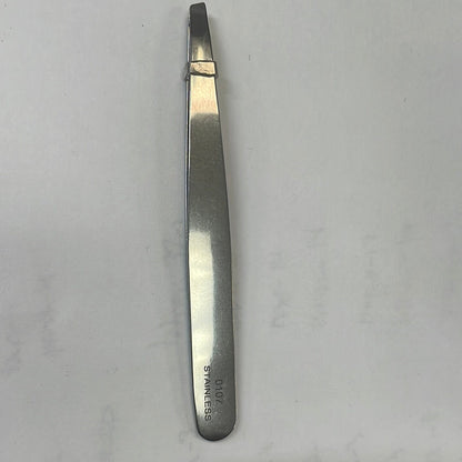 Body Toolz - CS0107 Slanted Tip Tweezers