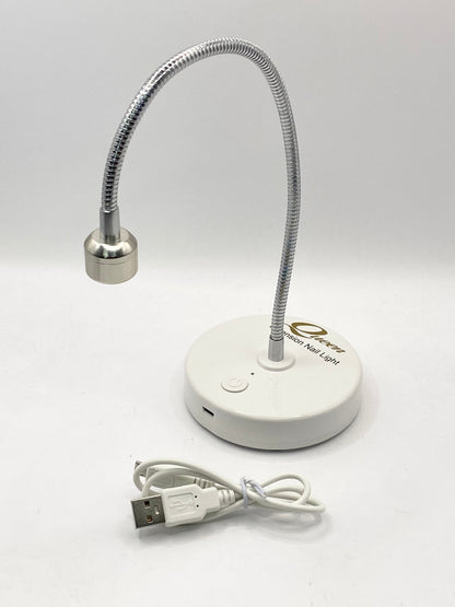 Queens - Flash LED Lamp