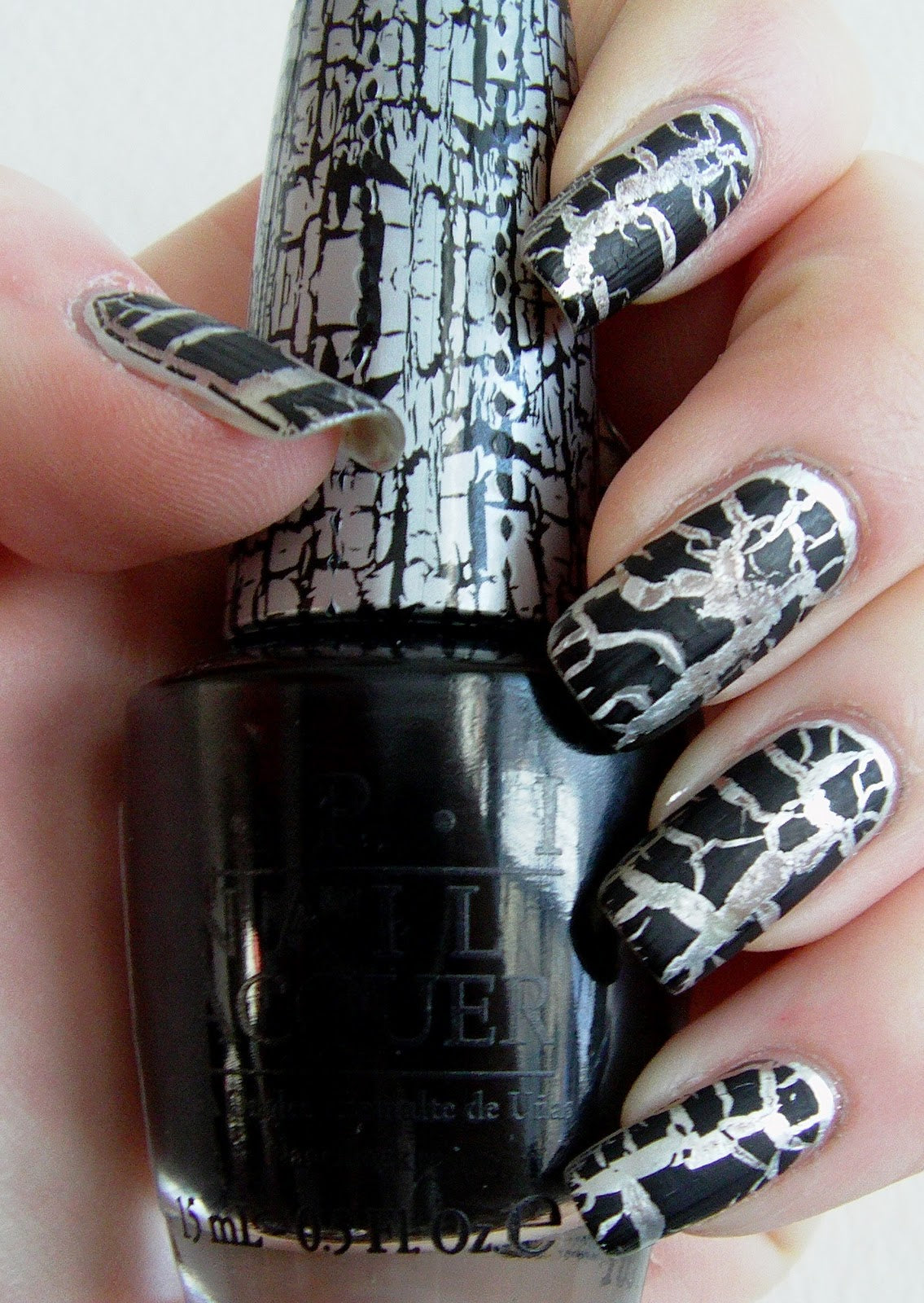 OPI - E53 Black Shatter (Polish)(Limited)
